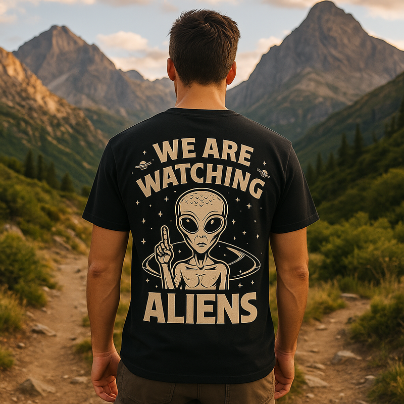 T-SHIRT / PLAYERA ALIEN IS WATCHING BLACK